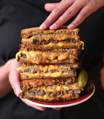 How to make homemade patty melts – 19 Steps