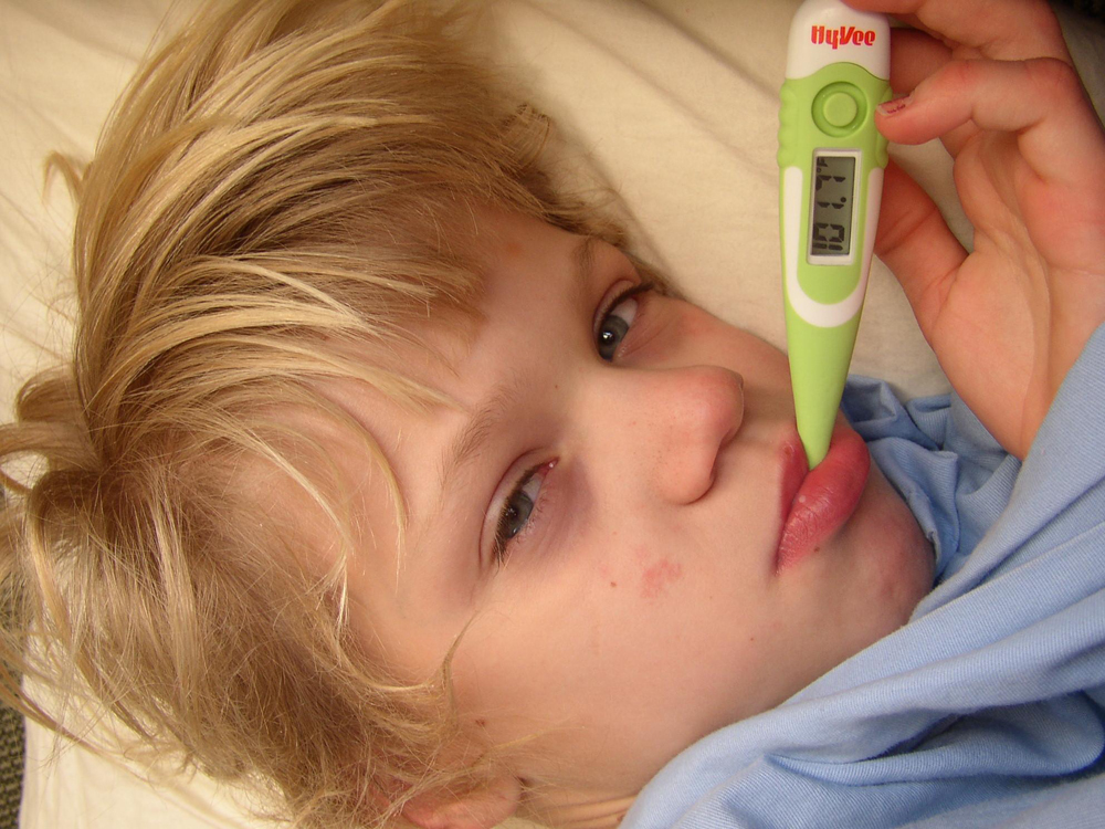 How can I reduce my child’s fever without using medicine – Toddler’s Fever