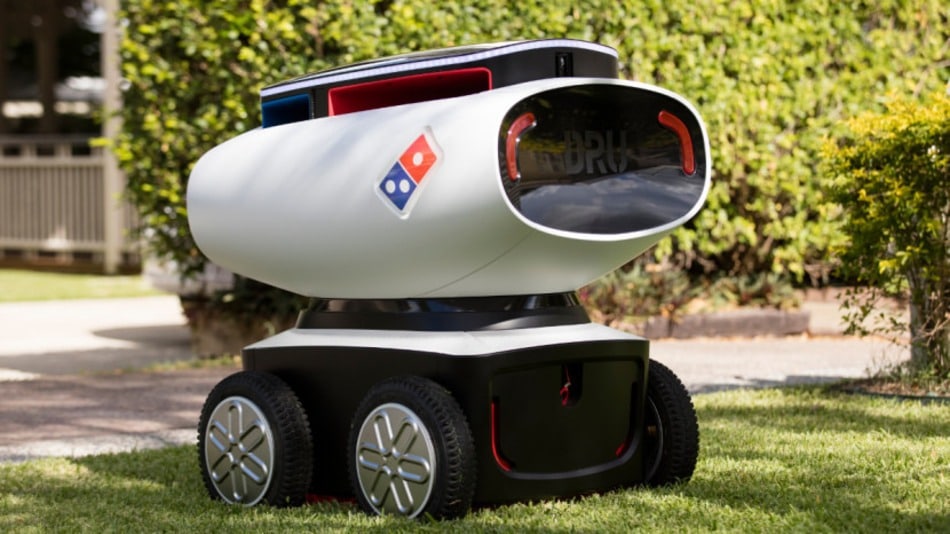 Domino Now Employs Robots in their Chain Deliveries