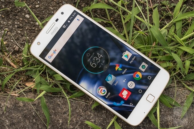 Moto Z Play: The Third Moto Z Smartphone without a Flagship Price
